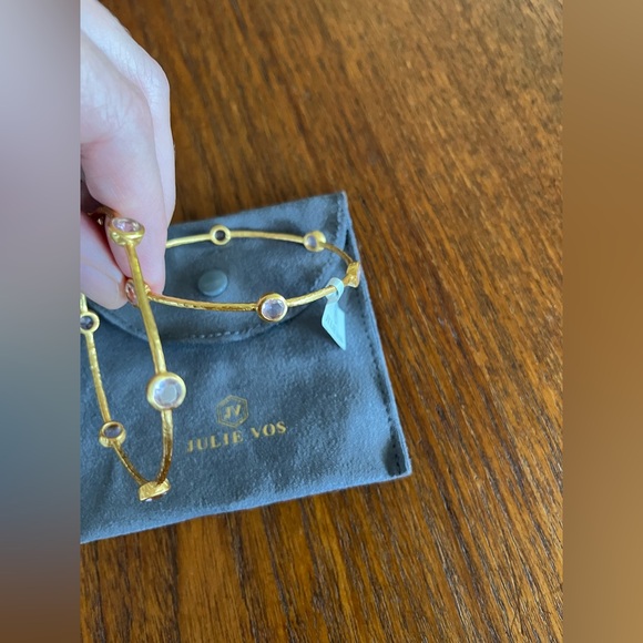 JULIE VOS SAVANNAH DEMI HINGE CUFF & Two Milano Bangles IN IRIDESCENT ROSE - Picture 4 of 8